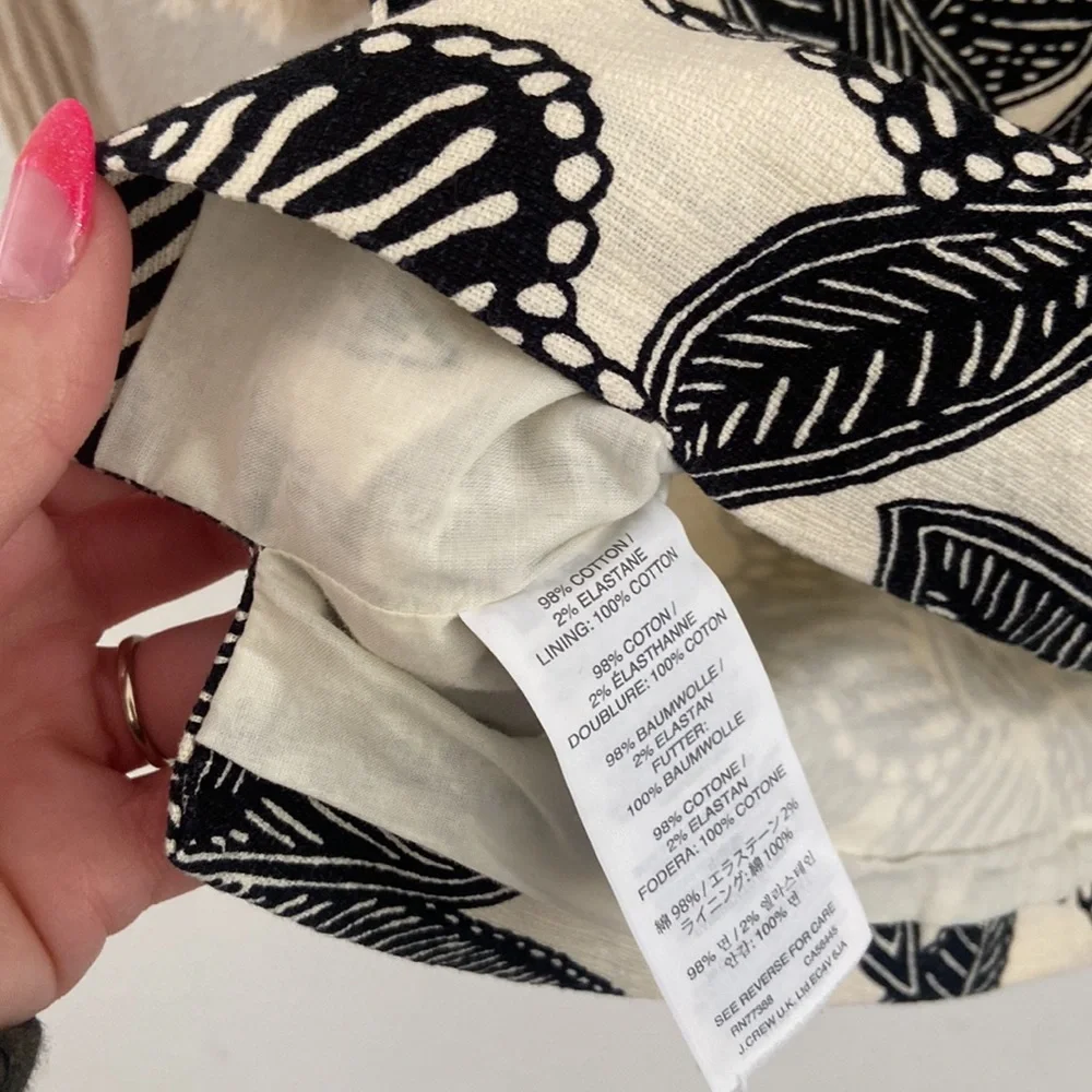 J. Crew beaded sleeveless top embellished structured tank spring vacation size 2 - Picture 12 of 16